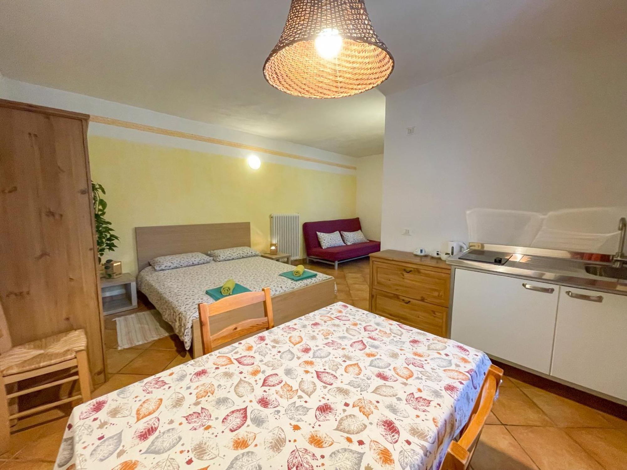 Agritur Airone Bed & Camping Levico Terme Room photo